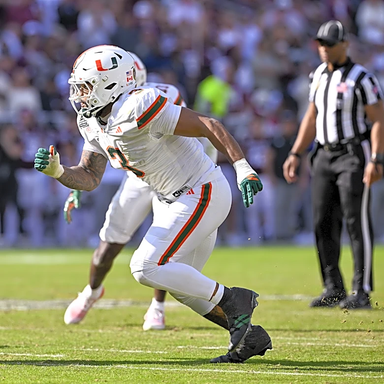 Buccaneers NFL Draft Target: EDGE Akheem Mesidor, Miami