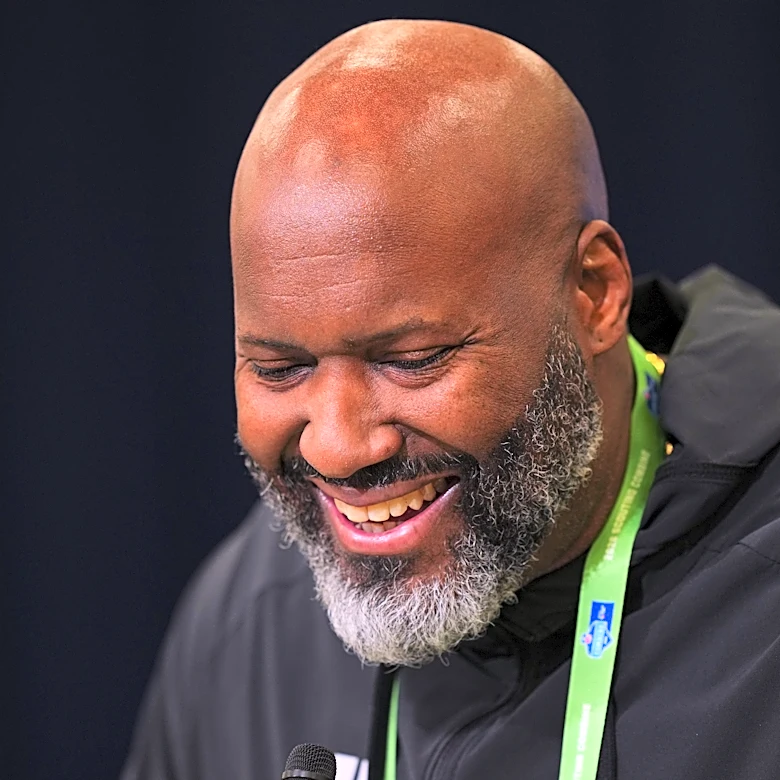 Discussion: What is the dream scenario for the Detroit Lions in Round 1?