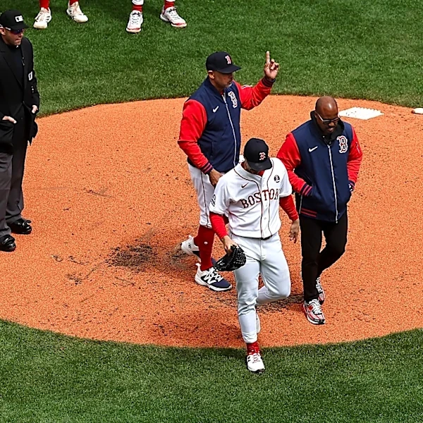 Red Sox News & Links: Sonny Gray, Sox downplay hamstring injury