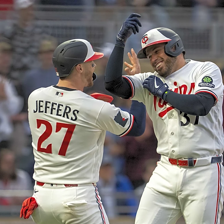 The Mets look to halt their embarrassing losing streak against the Twins
