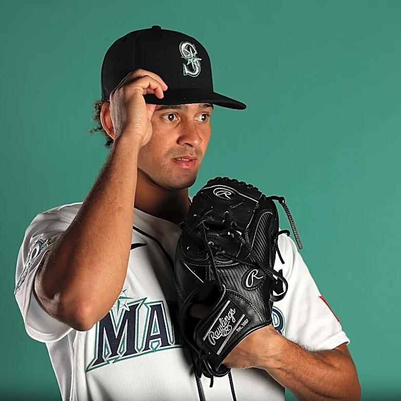 Colorado Rockies claim Blas Castaño, DFA Luis Peralta