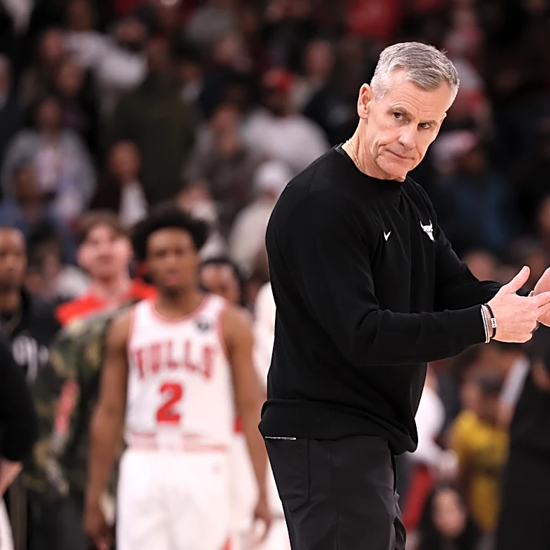 Billy Donovan Steps Down as Bulls Coach