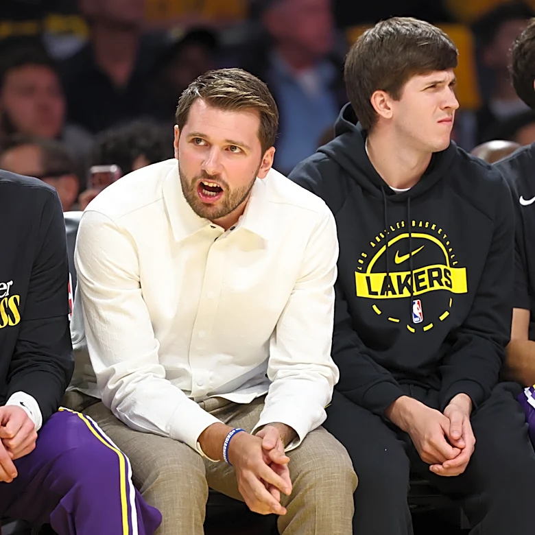 Luka Dončić not expected back in first round, Austin Reaves progressing to on-court work