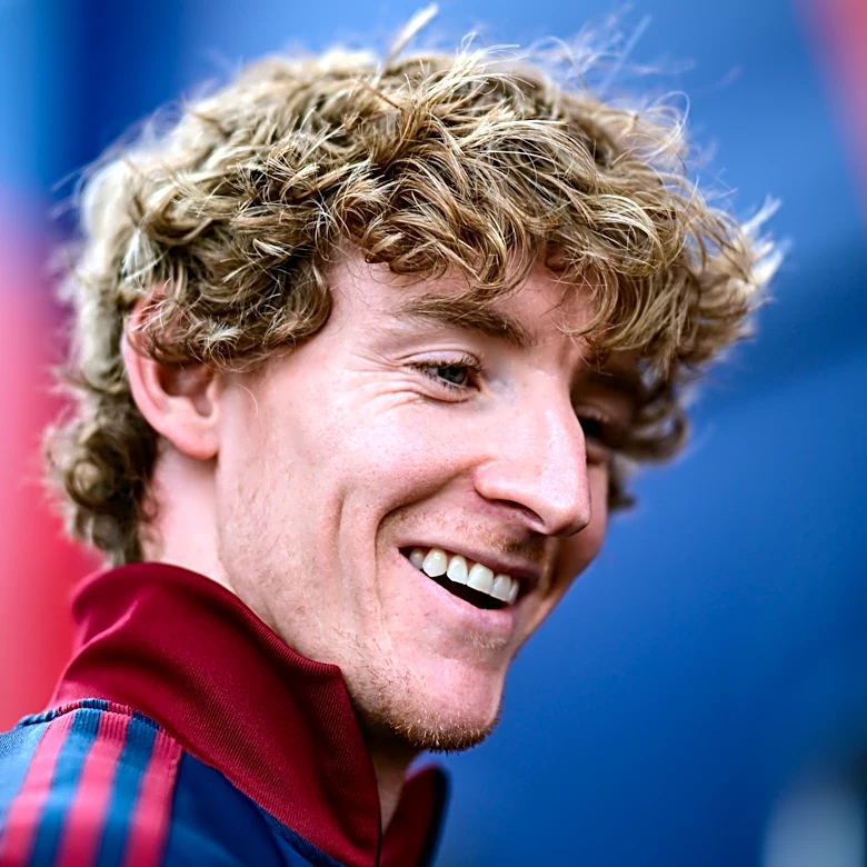 Vincent Kompany gives his seal of approval for transfer of Anthony Gordon to Bayern Munich