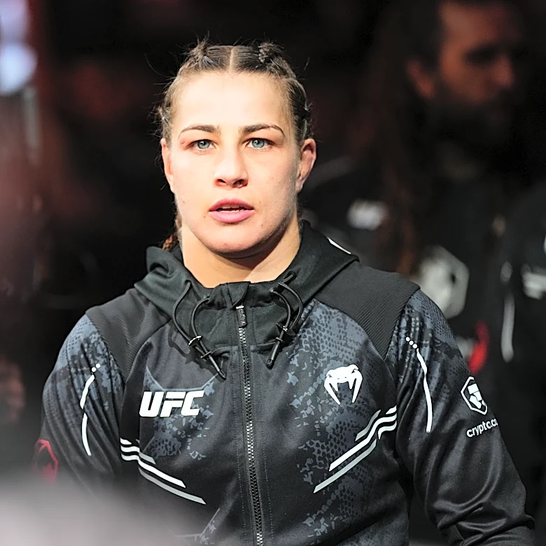 ZynGate? Jasmine Jasudavicius shuts down nicotine pouch rumors after UFC Winnipeg win