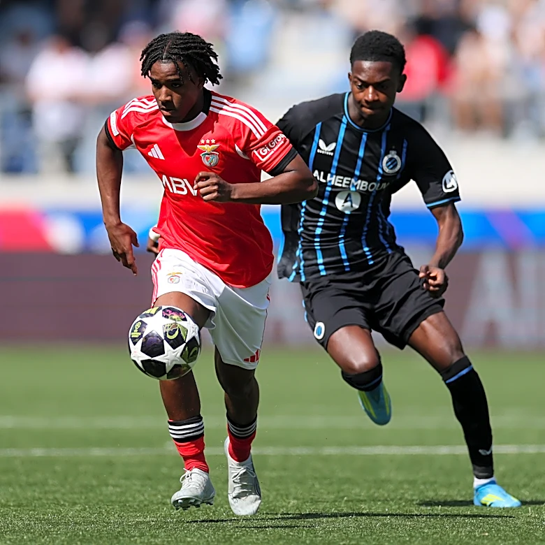 Barcelona monitoring rising Belgian star Jesse Bisiwu