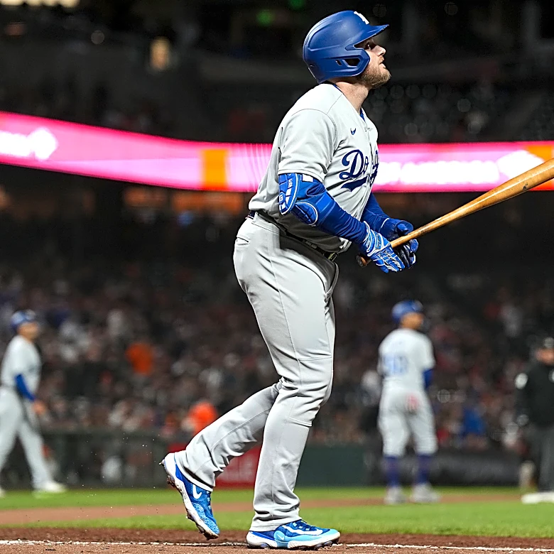 Dodgers vs. Giants game I chat