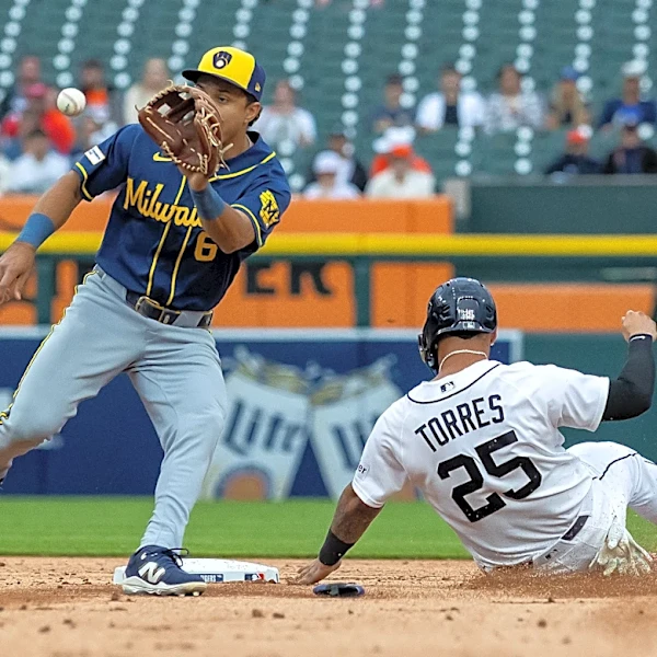 Tigers 4, Brewers 12: Defensive woes and a flailing bullpen sink Tigers