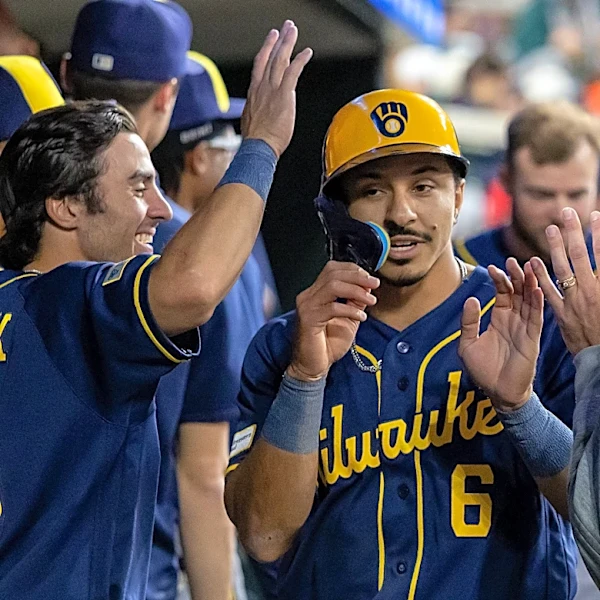 Brewers put together another big inning, take down Tigers 12-4 in series opener