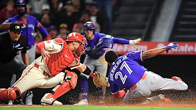 Jays Win 4-2, Take First Series Since Opening Weekend