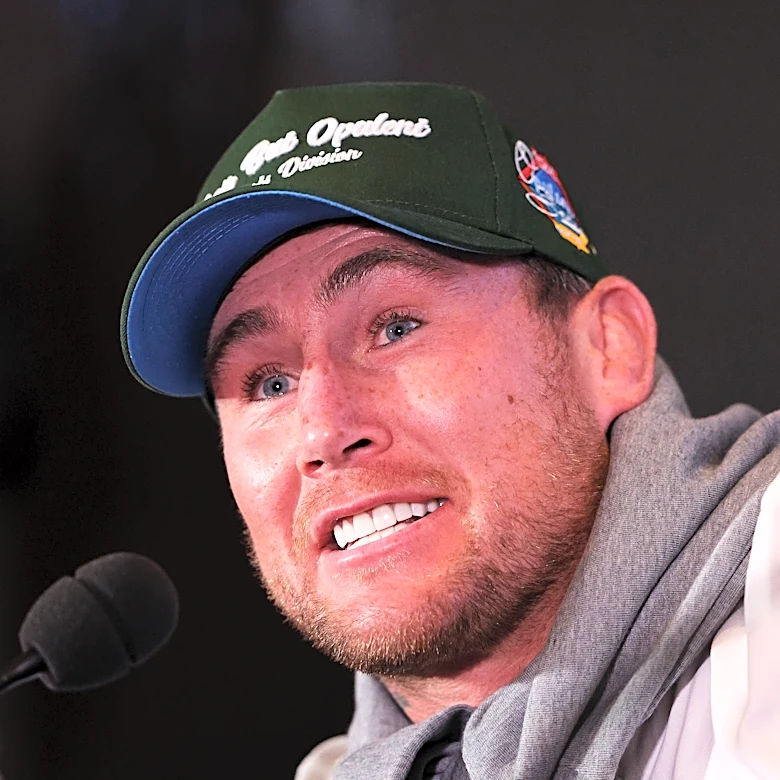 Darren Till attacks ‘switched off’ Dana White over A.I. promos and ‘Who gives a s—t’ attitude