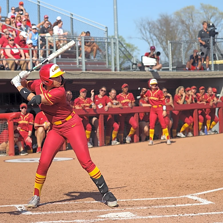 GALLERY: Moments from Iowa State’s 7-2 loss to Iowa