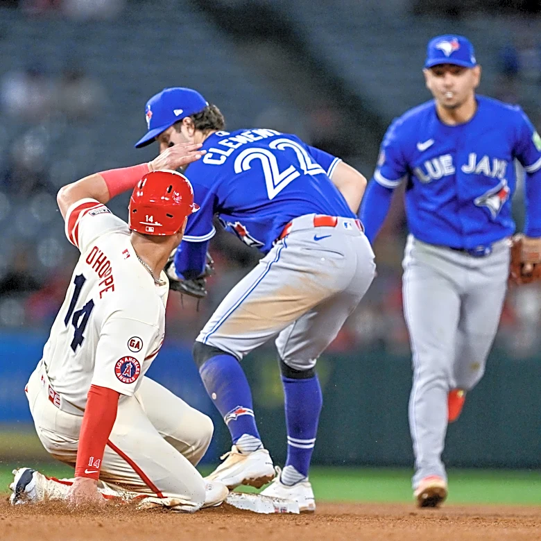 Yankees Rivalry Roundup: Blue Jays survive another Jeff Hoffman implosion