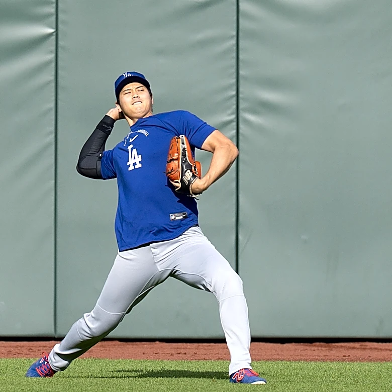Shohei Ohtani vies to maintain an edge over Rafael Devers