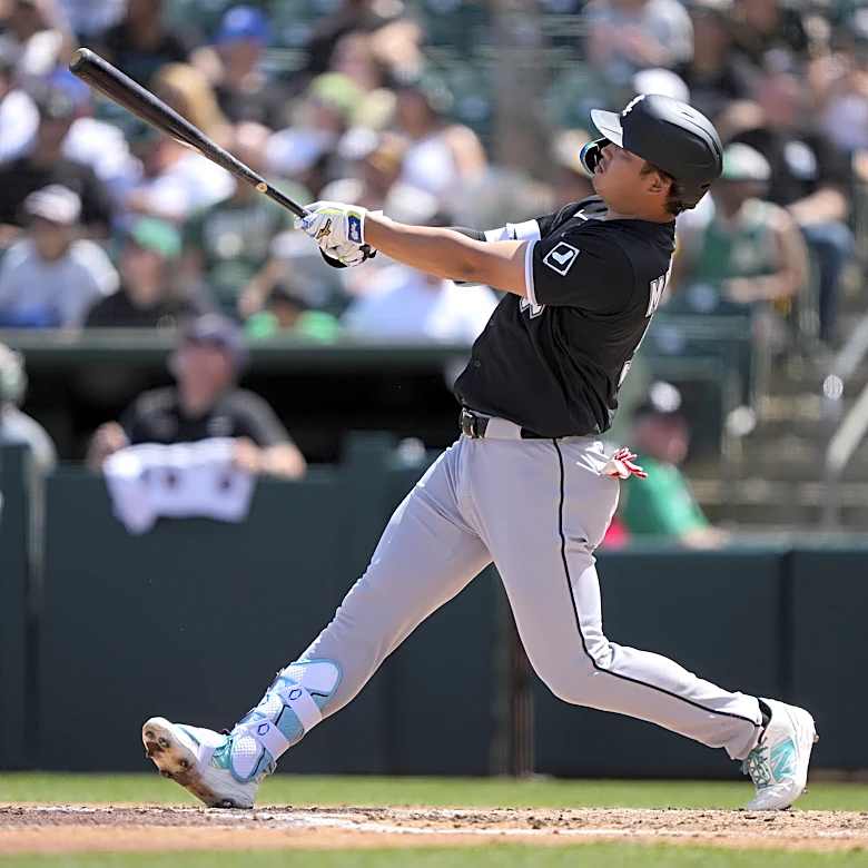 Munetaka Murakami can provide a blueprint for Spencer Jones