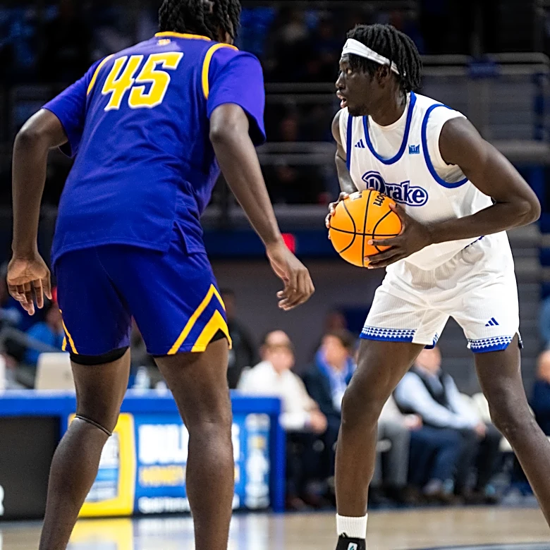 BREAKING: Drake forward Okku Federiko transfers to Northwestern men’s basketball