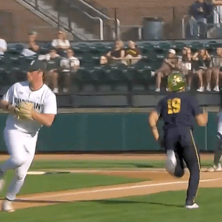 Notre Dame Baseball: Irish get 3-2 road win over Michigan State
