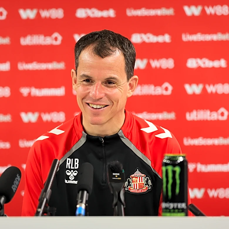 Le Bris Must Stay – The Known Knowns