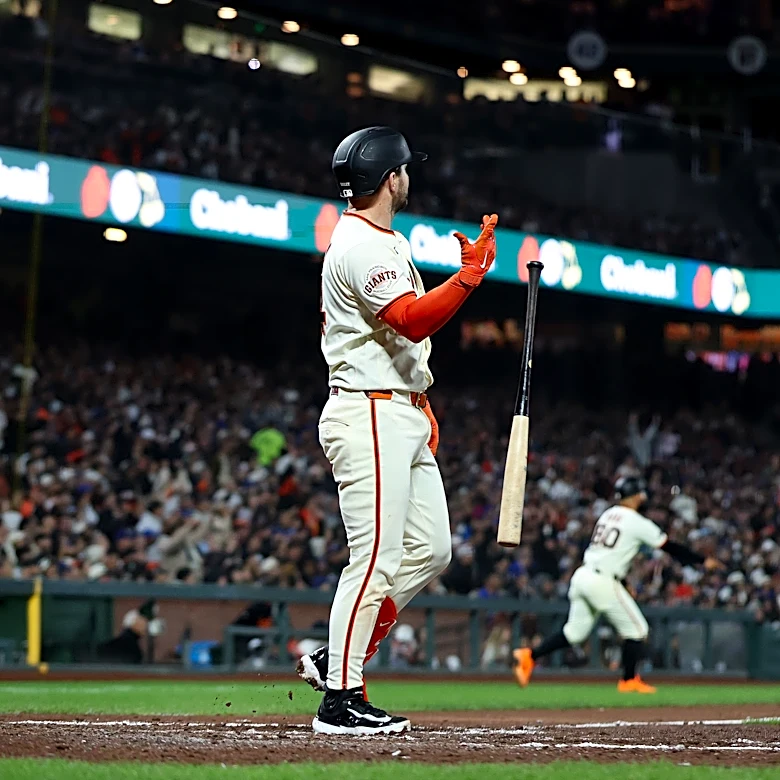 Giants introduce Shohei Ohtani to Cainings