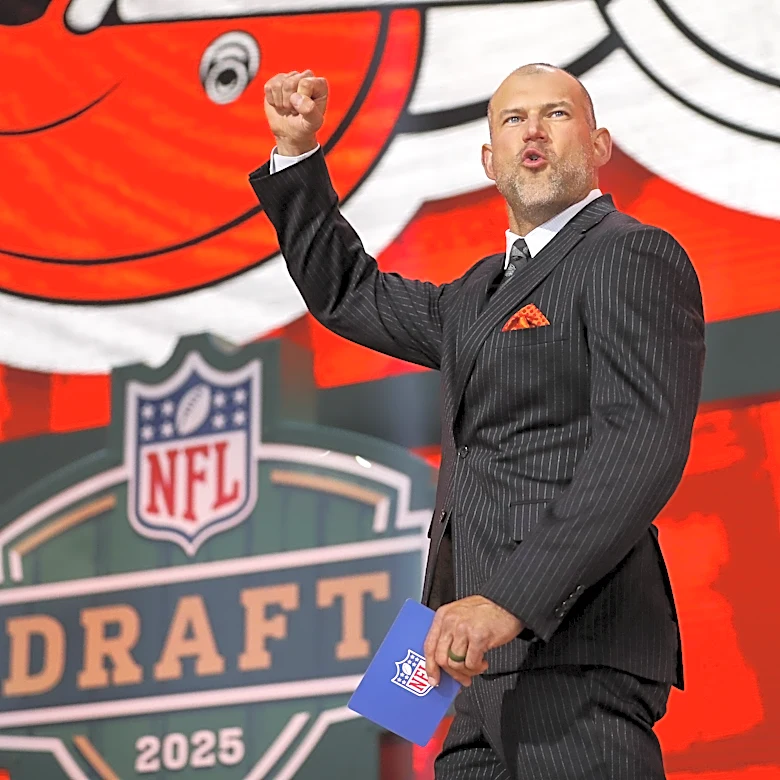 Daily Dawg Chow 4/23; Draft Day