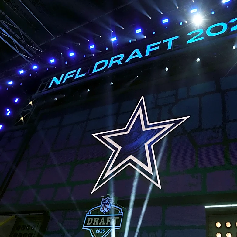 4 different mock drafts predicting all of the Cowboys’ picks