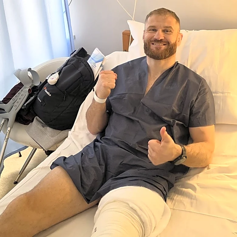 Former champ yanked from UFC 328 undergoes knee surgery, stranded opponent demands Paulo Costa fight