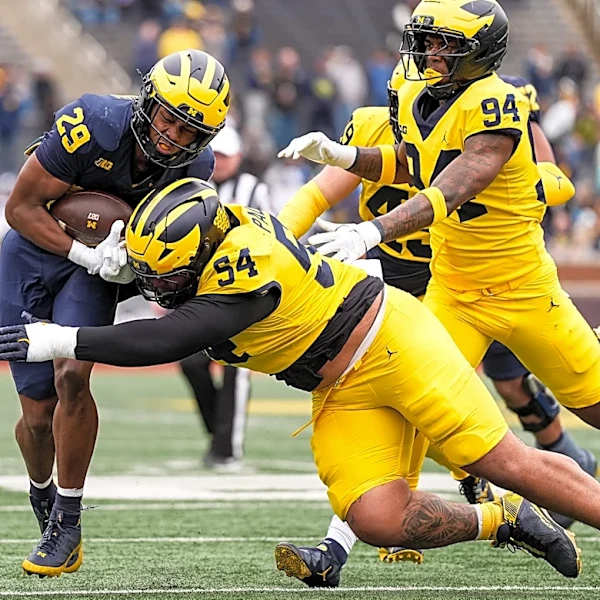 Michigan Football’s DL showcased depth, explosiveness in spring game
