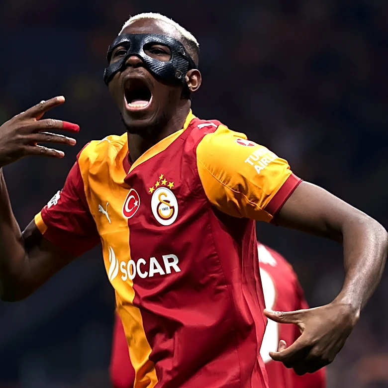 ‘Signing Victor Osimhen is very realistic’ – Barcelona and Real Madrid tipped to battle for striker