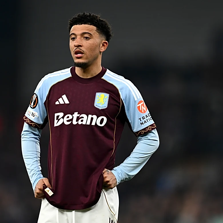 The Daily Bee: Jadon Sancho Ready to Return to Dortmund