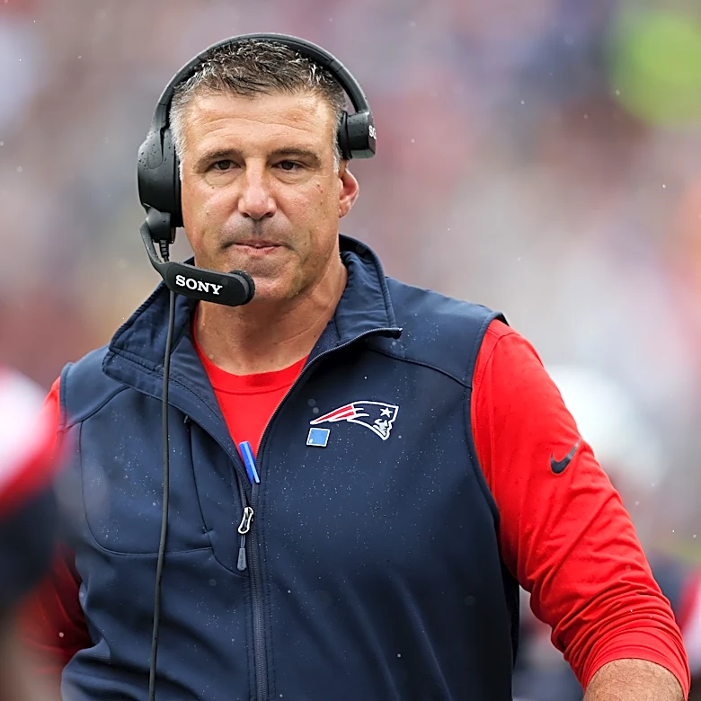 Patriots release statement on Mike Vrabel situation