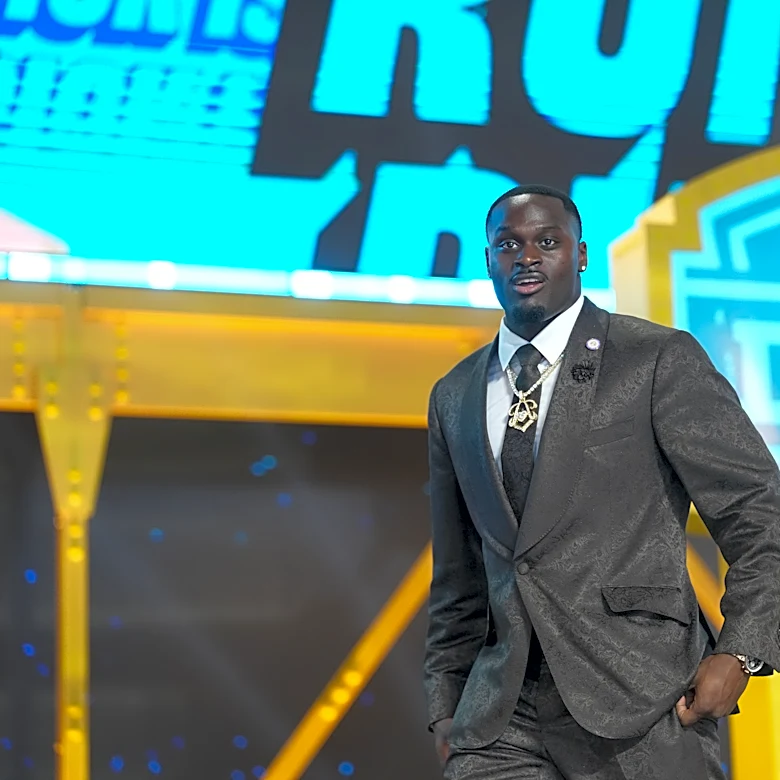 Grade the Arizona Cardinals pick of Jeremiyah Love