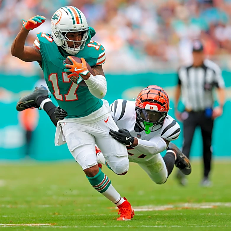 Jaylen Waddle trade results: Broncos and Dolphins finalize deal during 2026 NFL Draft