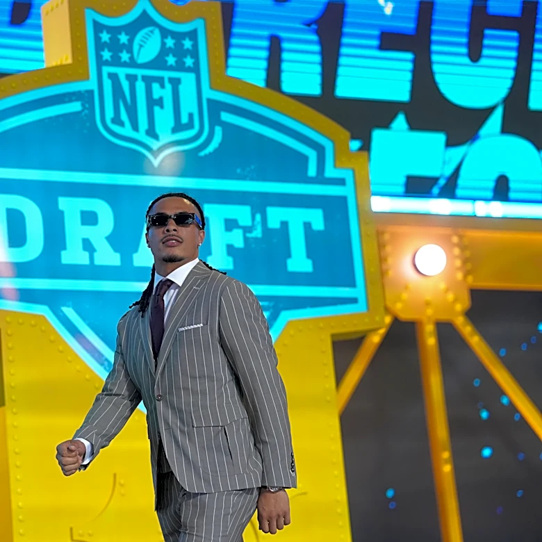 NFL Draft Grades: Eagles score some high marks for their first-round draft pick