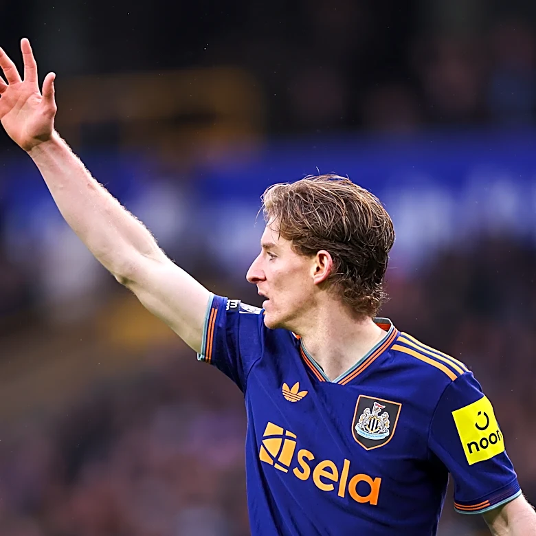 ‘You don’t turn down Bayern Munich’ — Anthony Gordon urged to make jump to Germany