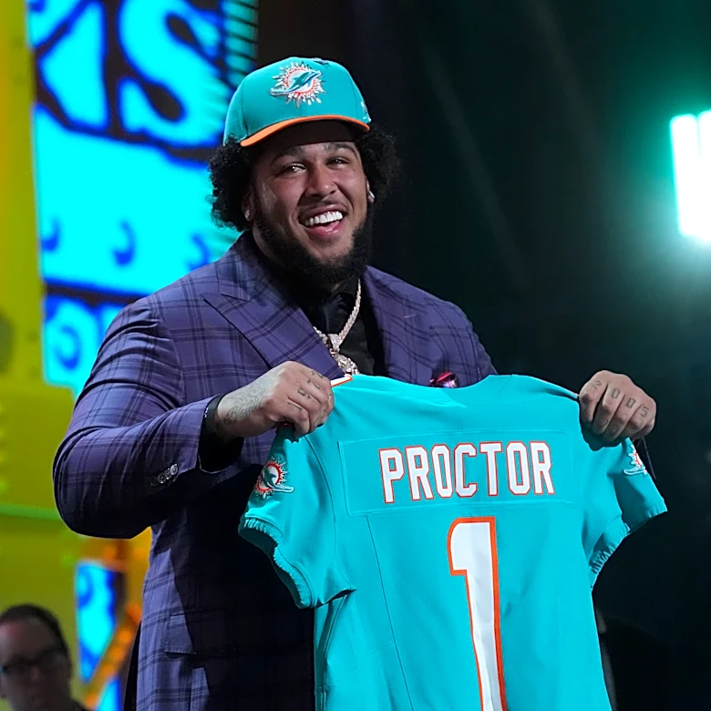 Your grades of the Miami Dolphins’ first two draft picks