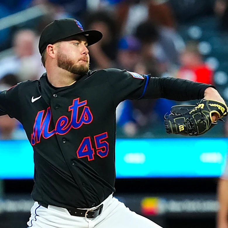 Mets option Christian Scott to Syracuse, select Carl Edwards Jr.