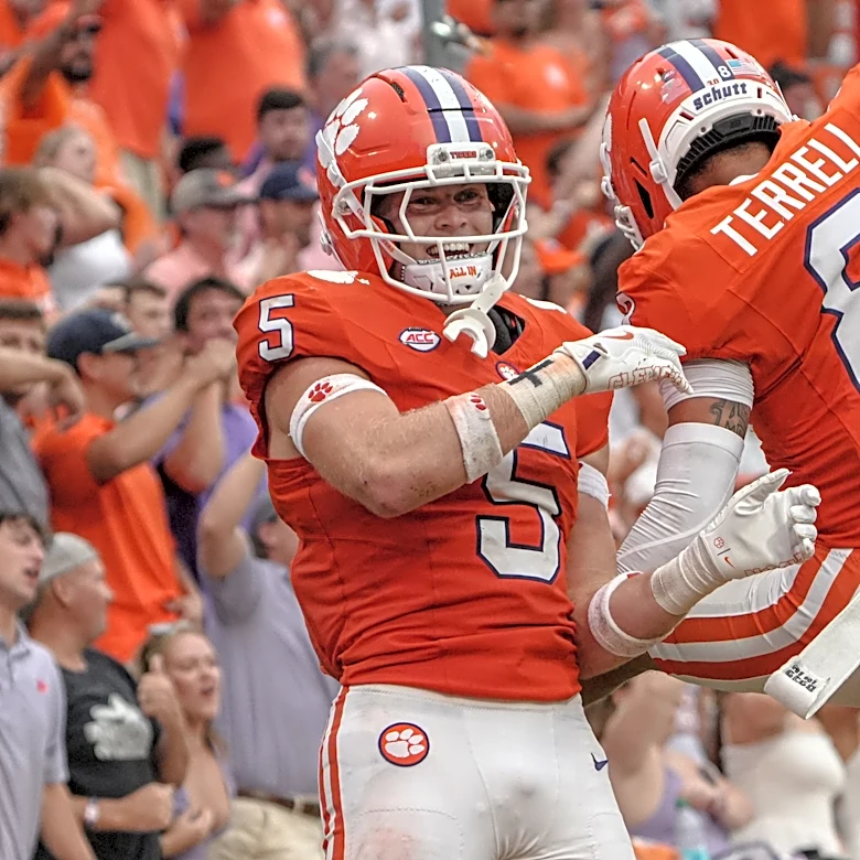 Falcons draft results 2026: Aveion Terrell, CB, Clemson stats, awards, scouting report