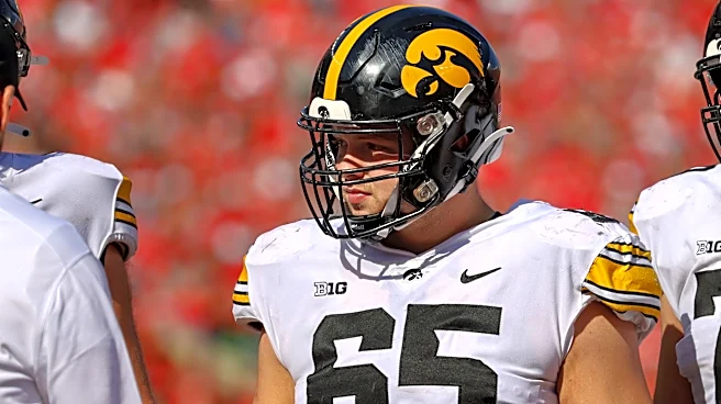 Bears NFL Draft 2026: Chicago selects Logan Jones, Iowa, Center
