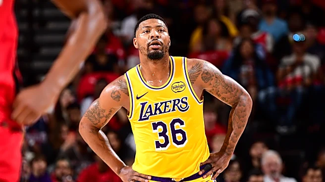 Lakers pull off stunner, steal Game 3 over Rockets