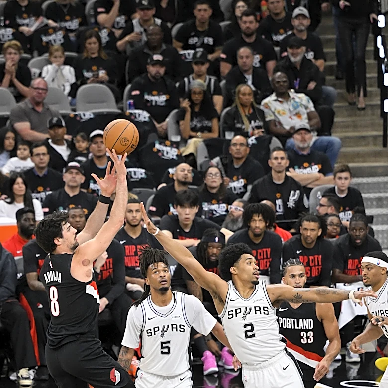Spurs-Blazers Game 3 Second-Half Discussion Is Open!