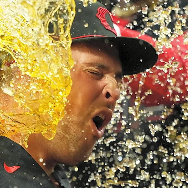 Nathaniel Lowe walks it off for Cincinnati Reds over Detroit Tigers