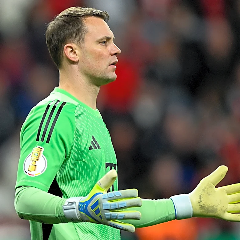 Bayern Munich exec denies Manuel Neuer agreed on new deal