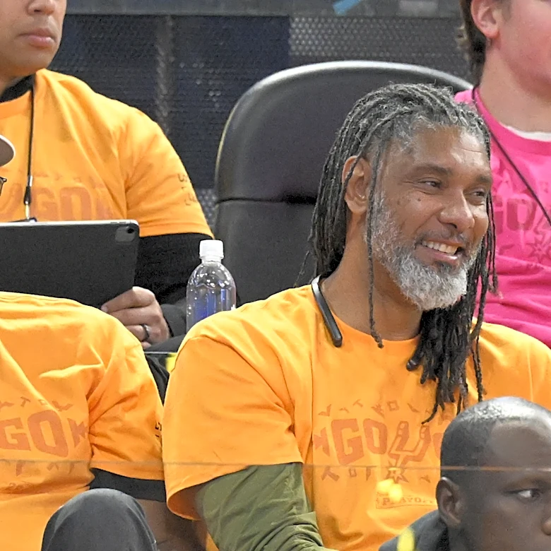 Open Thread: Tim Duncan hits the big 5-0