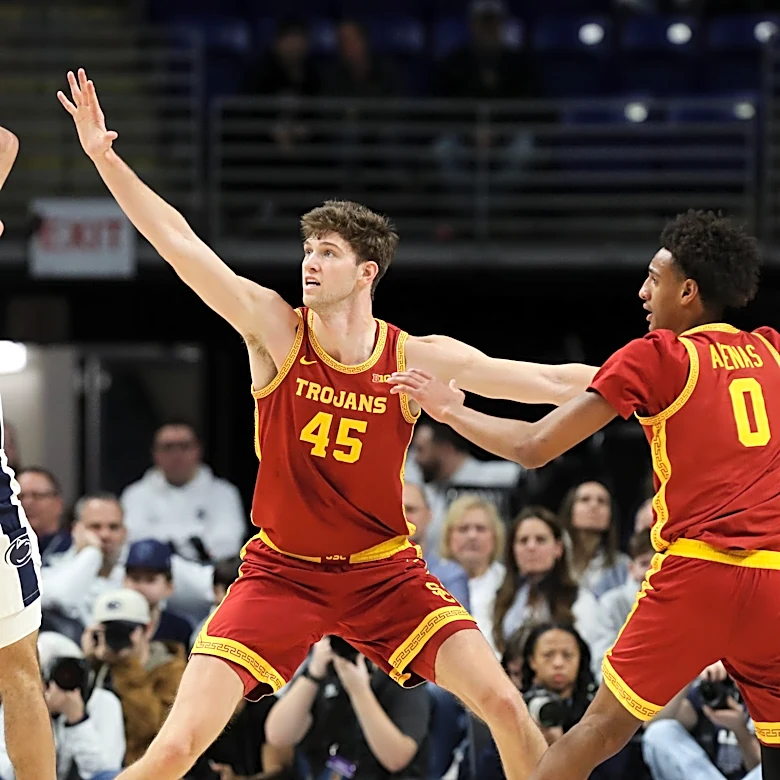 Gabe Dynes commits to Louisville