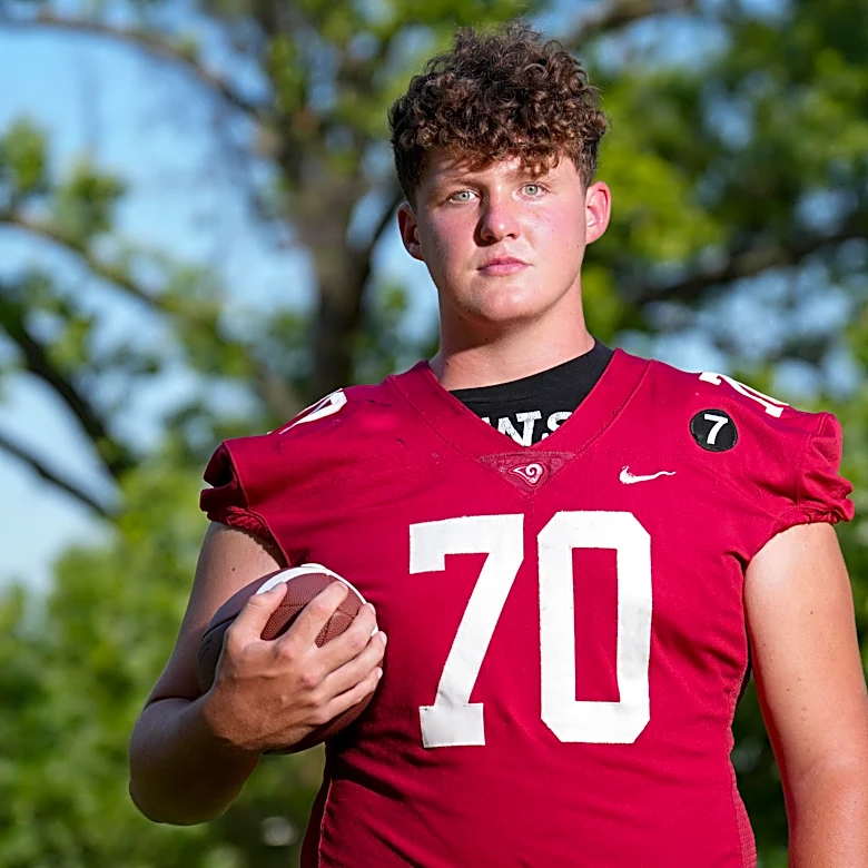 Sophomore offensive lineman emerging after injury to starter