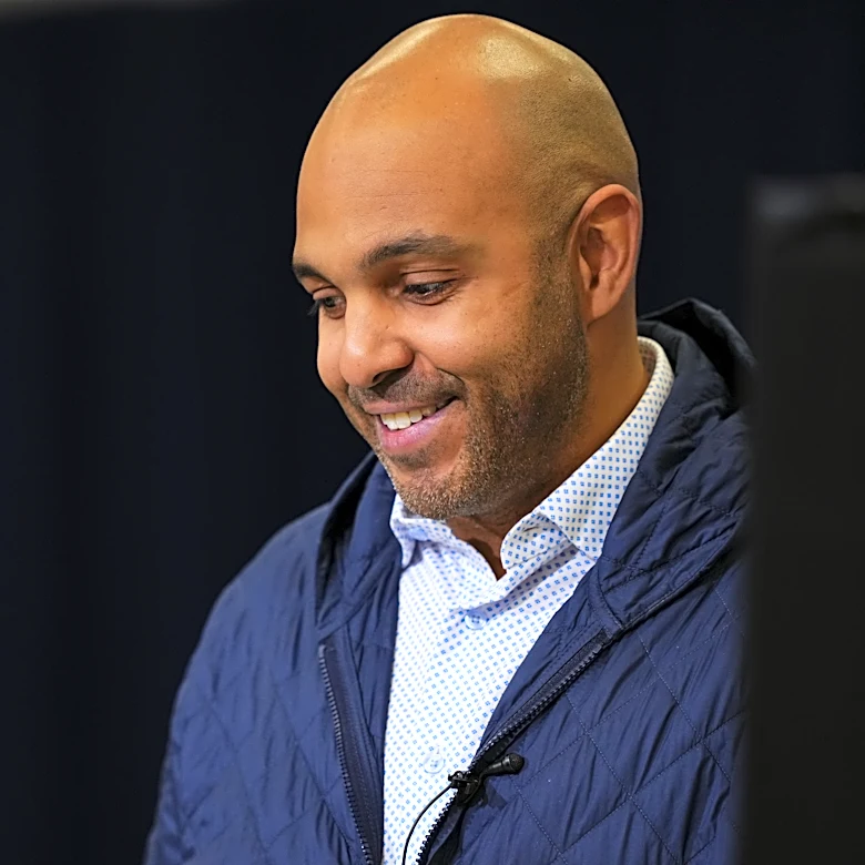 Atlanta Falcons trade pick 122 for picks 134 and 208 from the Raiders