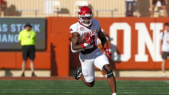 Raiders add another running back