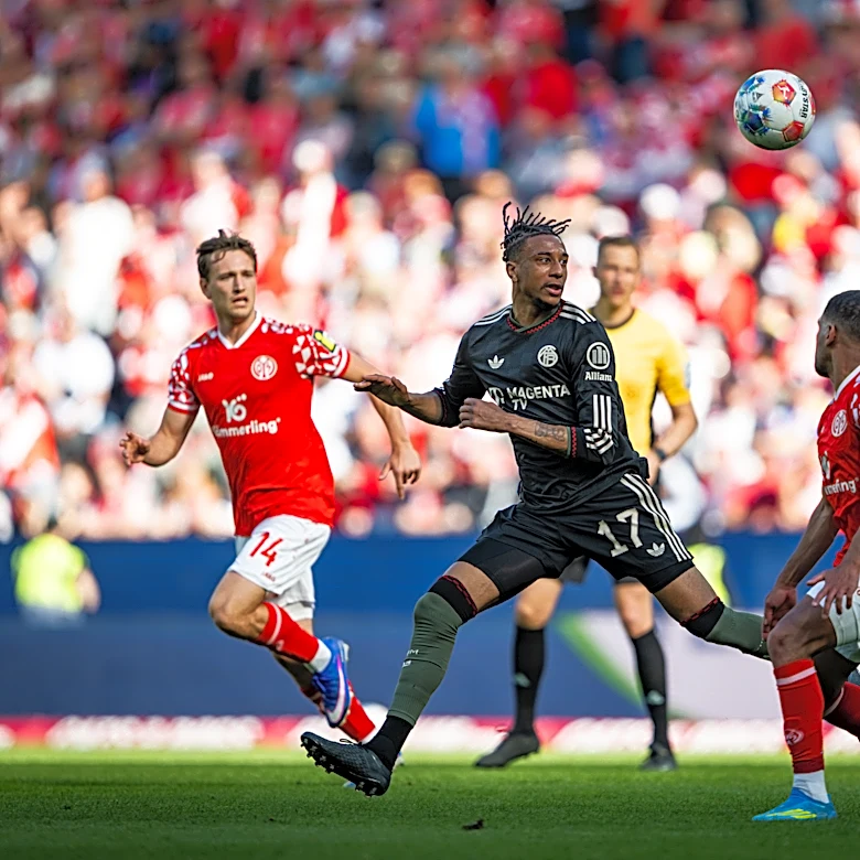 Bayern Munich coach Vincent Kompany in awe of Michael Olise’s curling shot