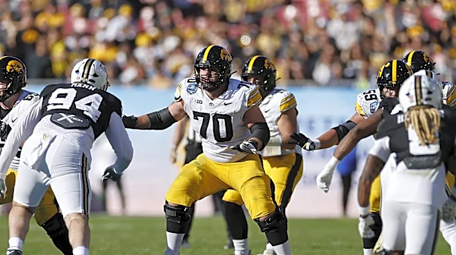 Seahawks 2026 draft: Seattle trades into 5th round, takes Iowa guard Beau Stephens