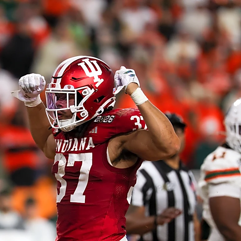 Steelers select Indiana TE Riley Nowakowski in fifth round of 2026 NFL Draft